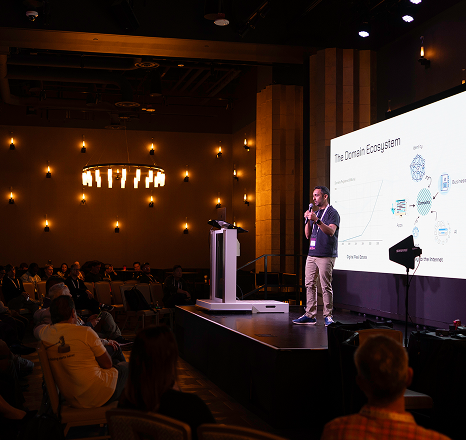 Dominion 2025 attendees networking